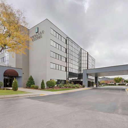 Embassy Suites By Hilton Milwaukee Брукфийлд Екстериор снимка